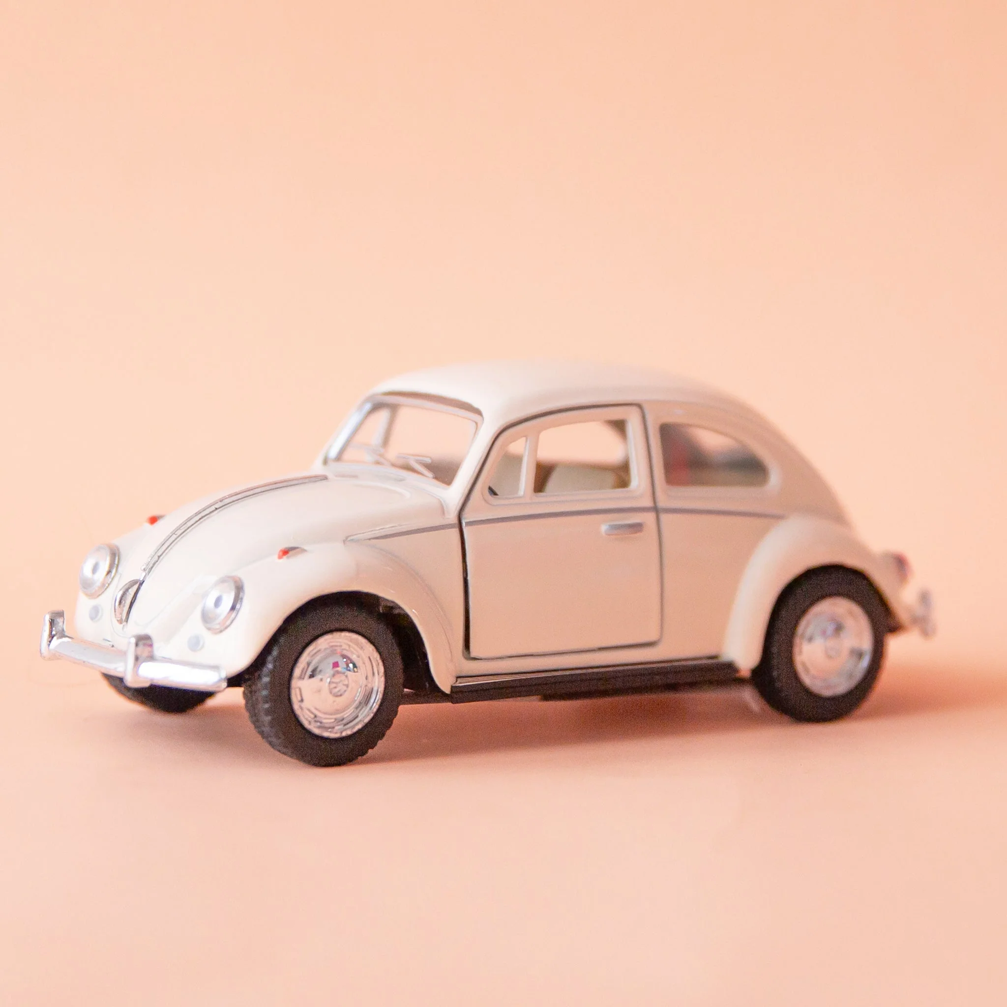 Classic 1967 Volkswagen Beetle - Image 5