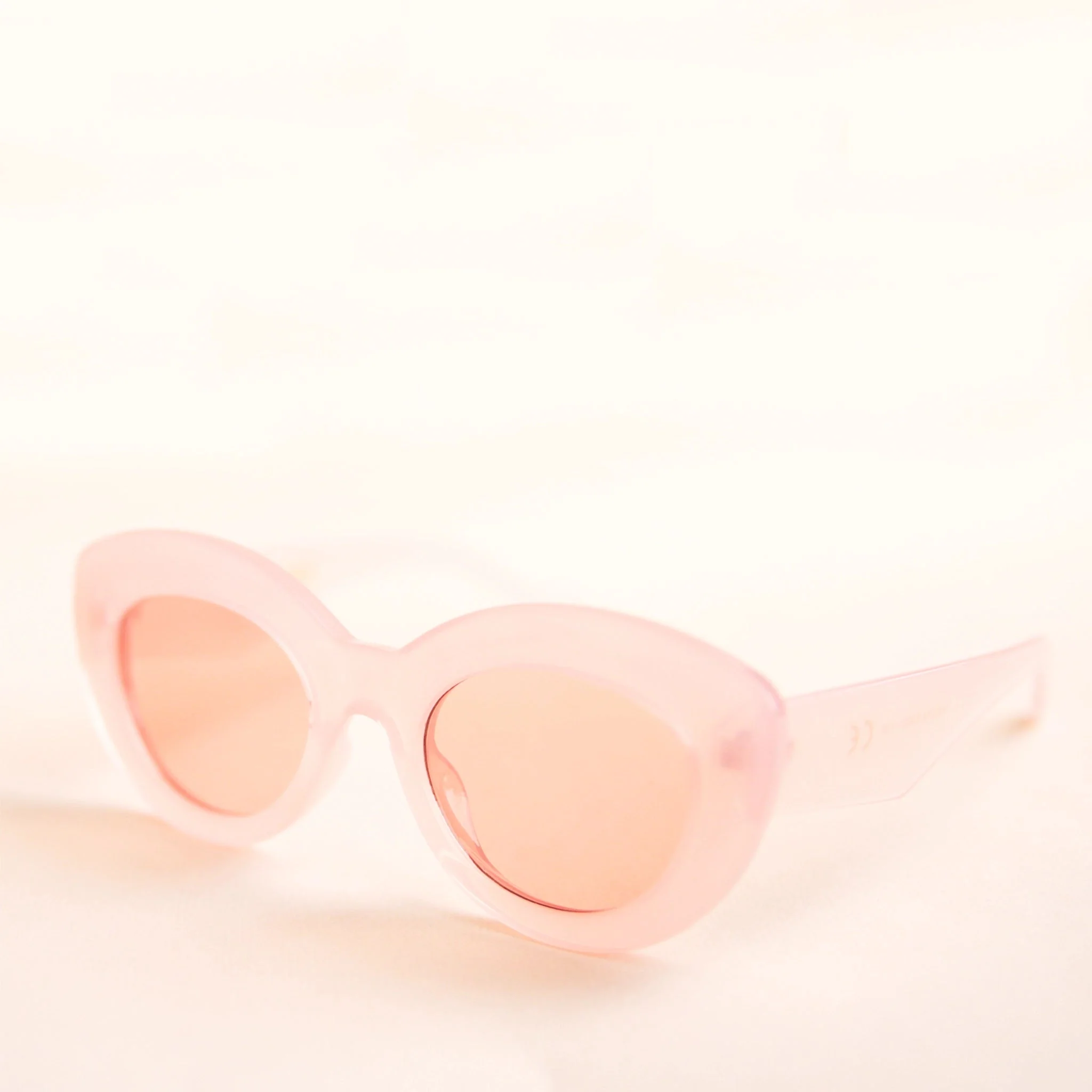 Gemma Sunglasses | Rose Quartz - Image 3