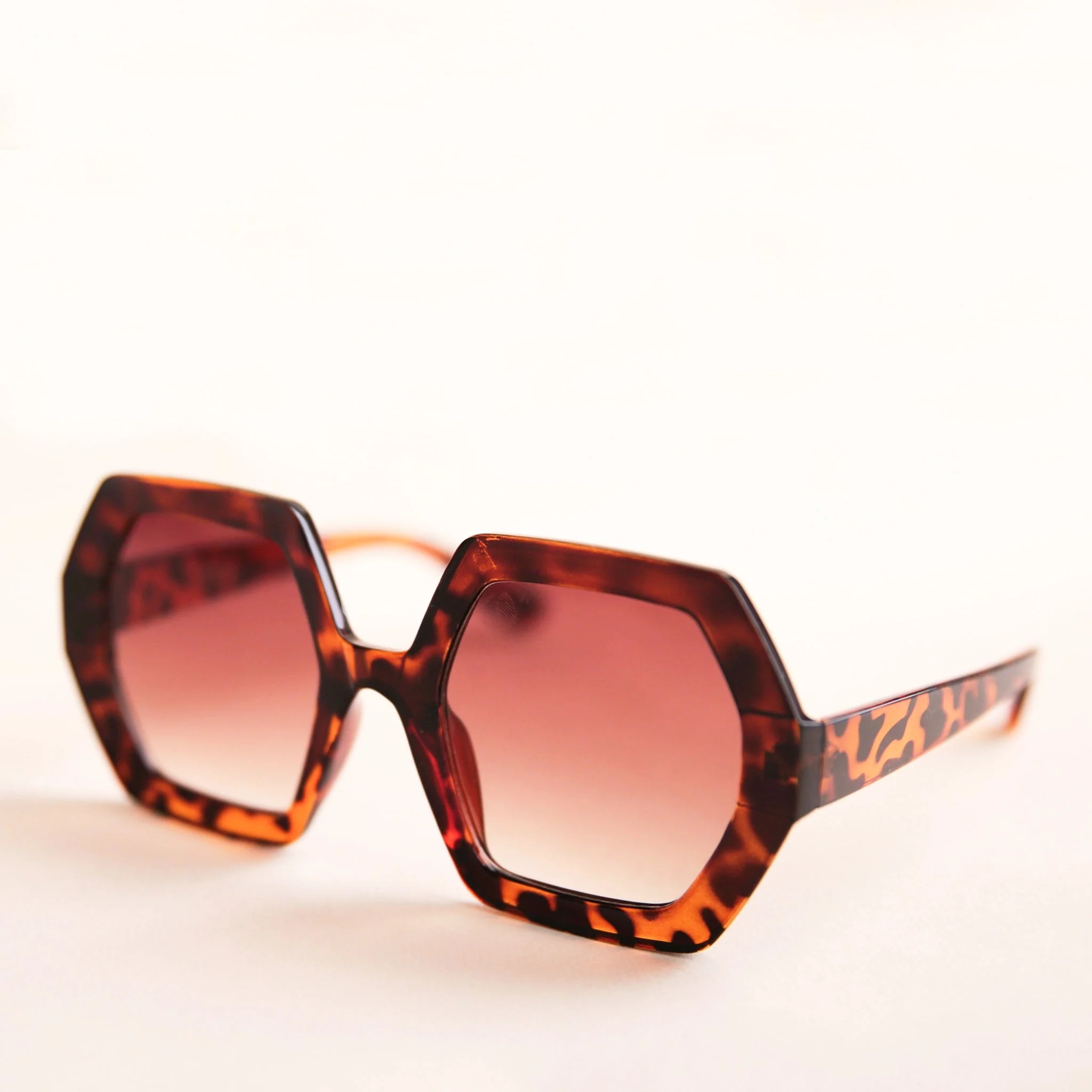 Iris Sunglasses | Tortoise - Image 7