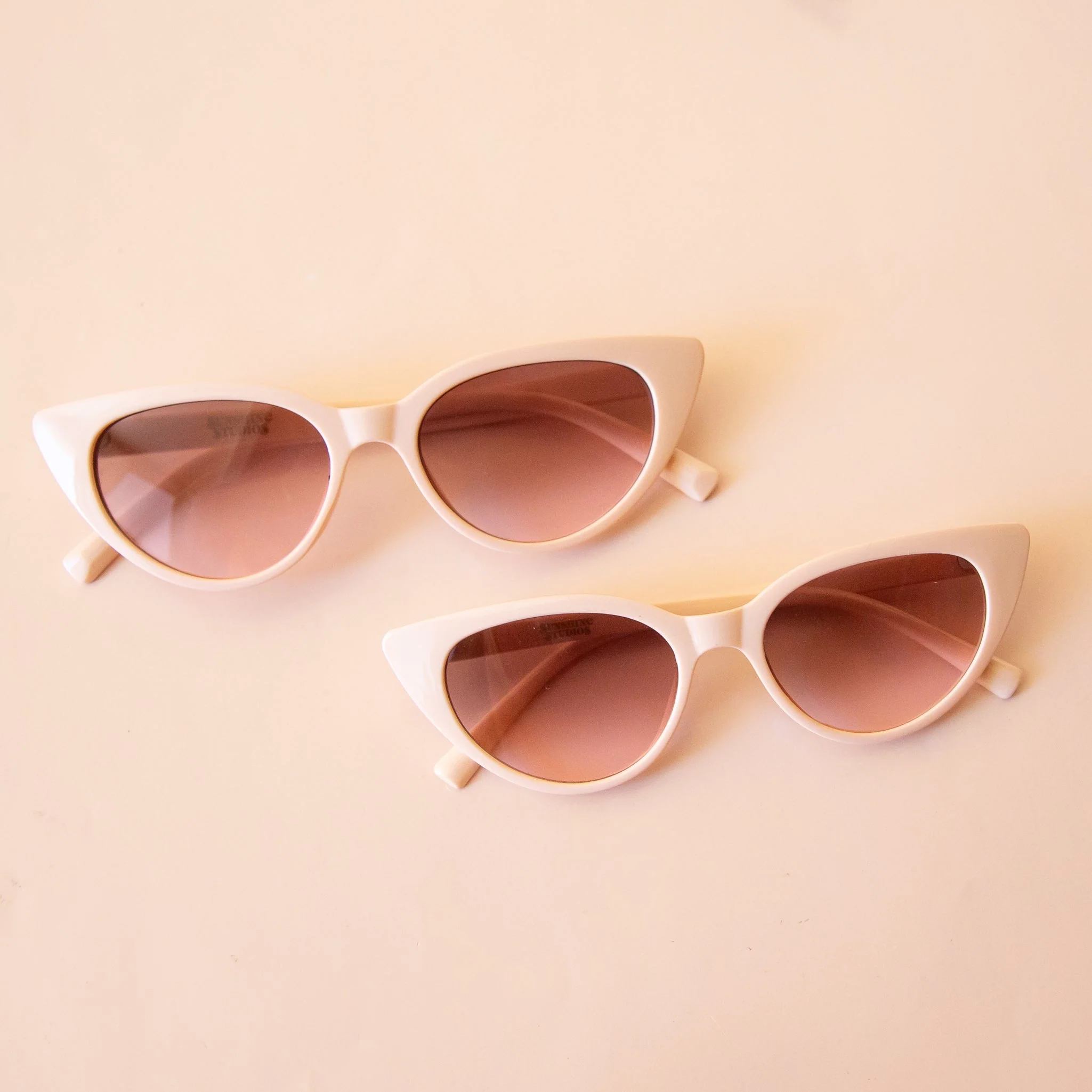 Kids Frenchie Sunglasses | Ivory - Image 3